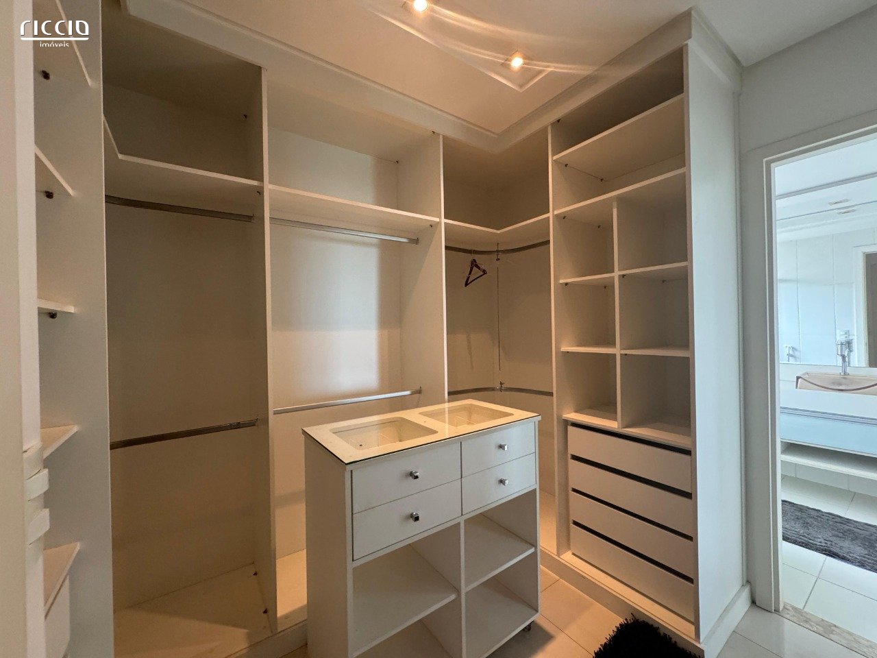 Apartamento à venda no Jardim Aquarius — imagem 25 de 33