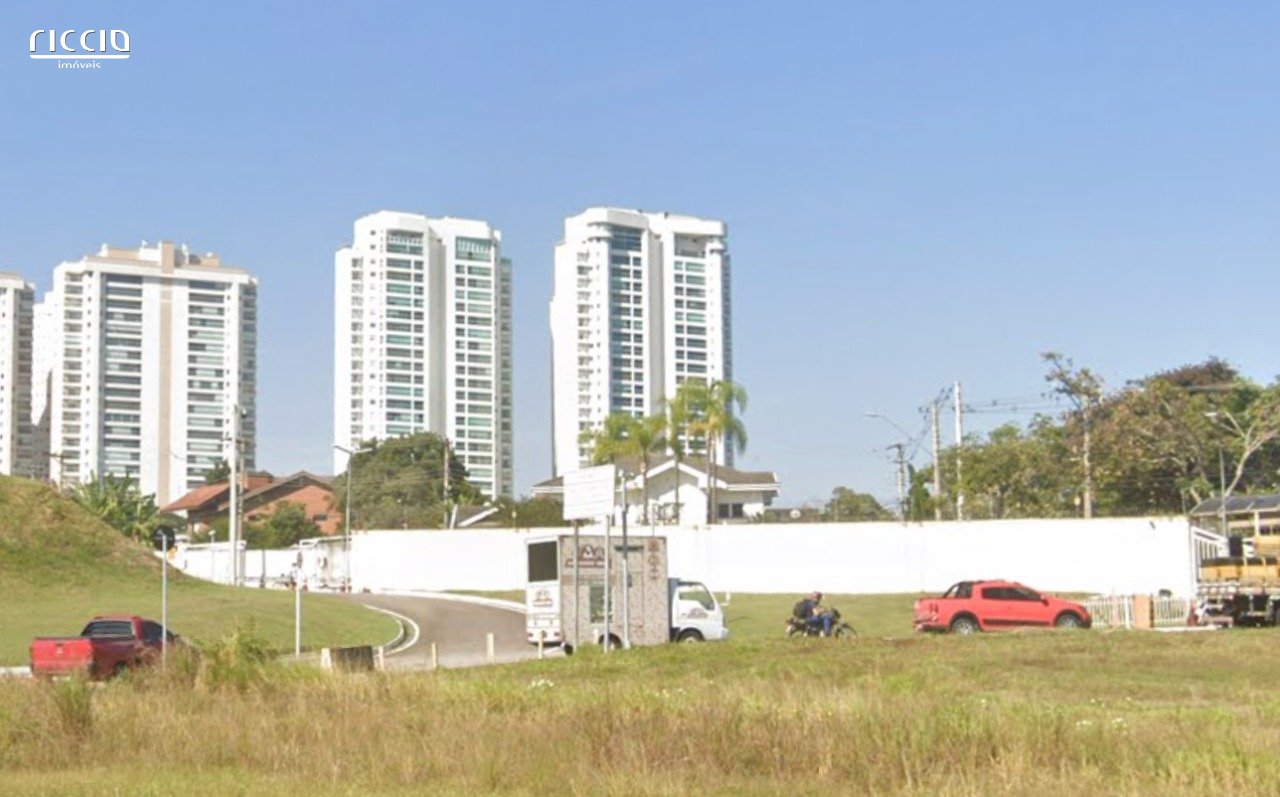 Cobertura à venda no Jardim das Colinas — ambiente interno