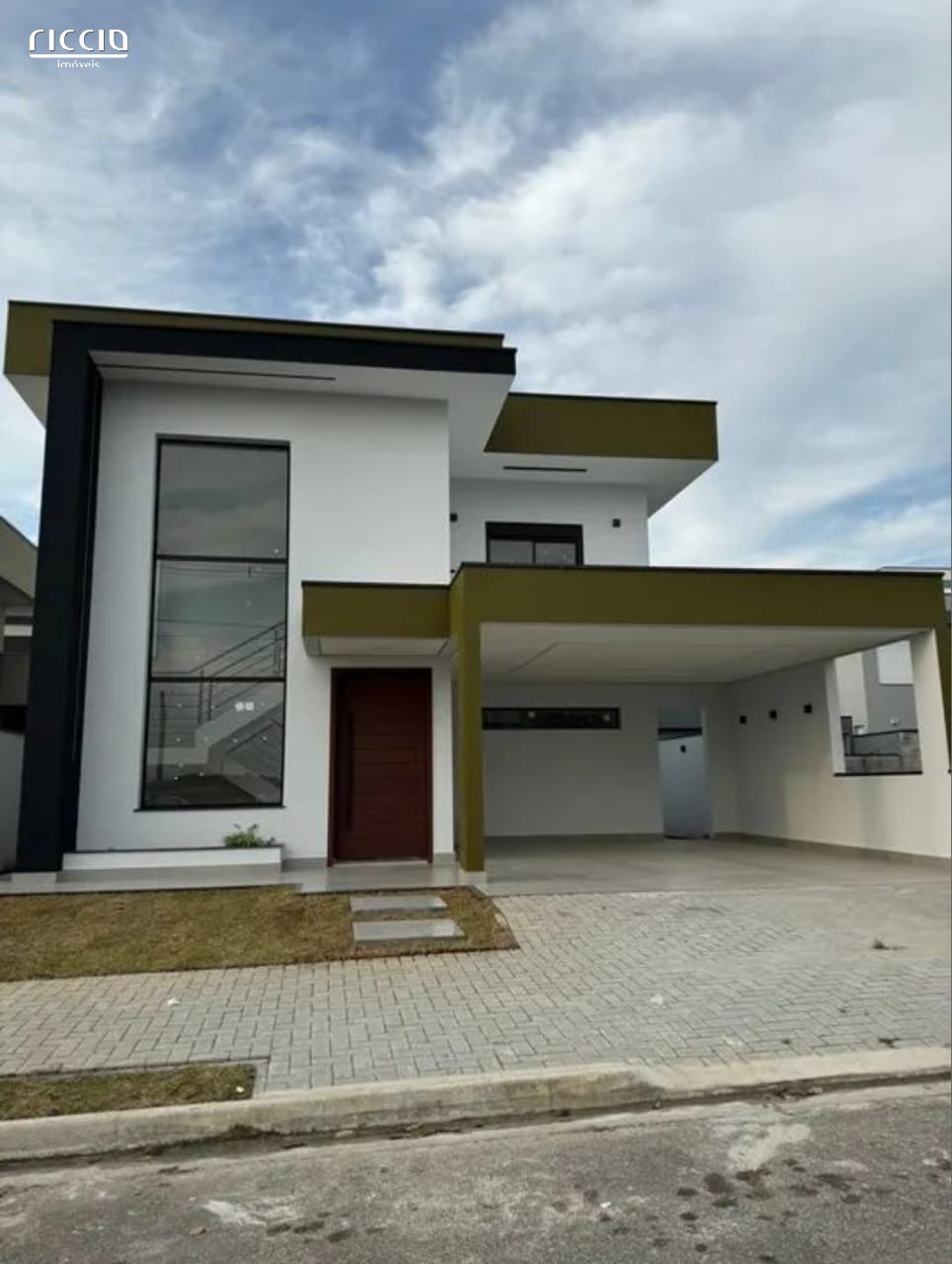 Casa em Condomínio no Reserva Aruana - SJC