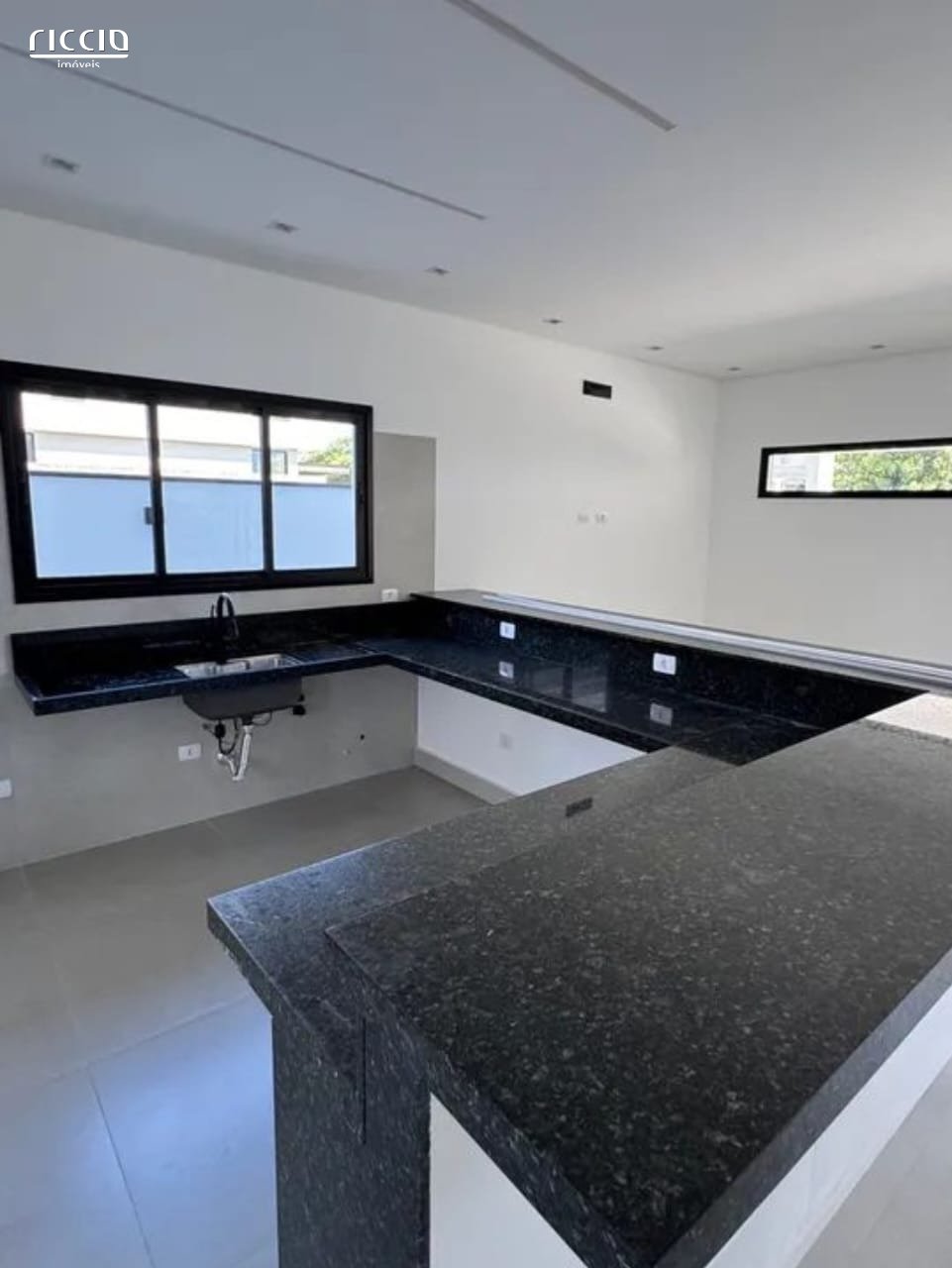 Casa em Condomínio à venda no Bairro da Floresta — detalhe do imóvel