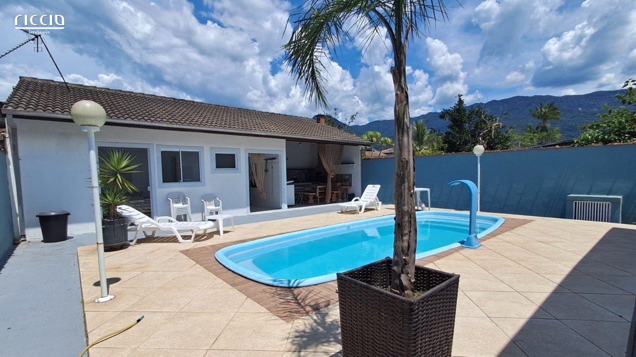 Casa em Condomínio à venda no Mar Verde II — ambiente interno
