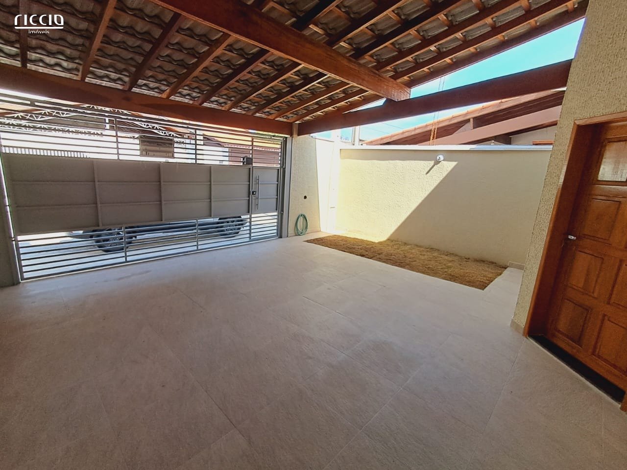 Casa térrea nova nunca habitada 3 dormitórios 1 suíte 175 m² AT Parque dos Sinos Jacareí SP