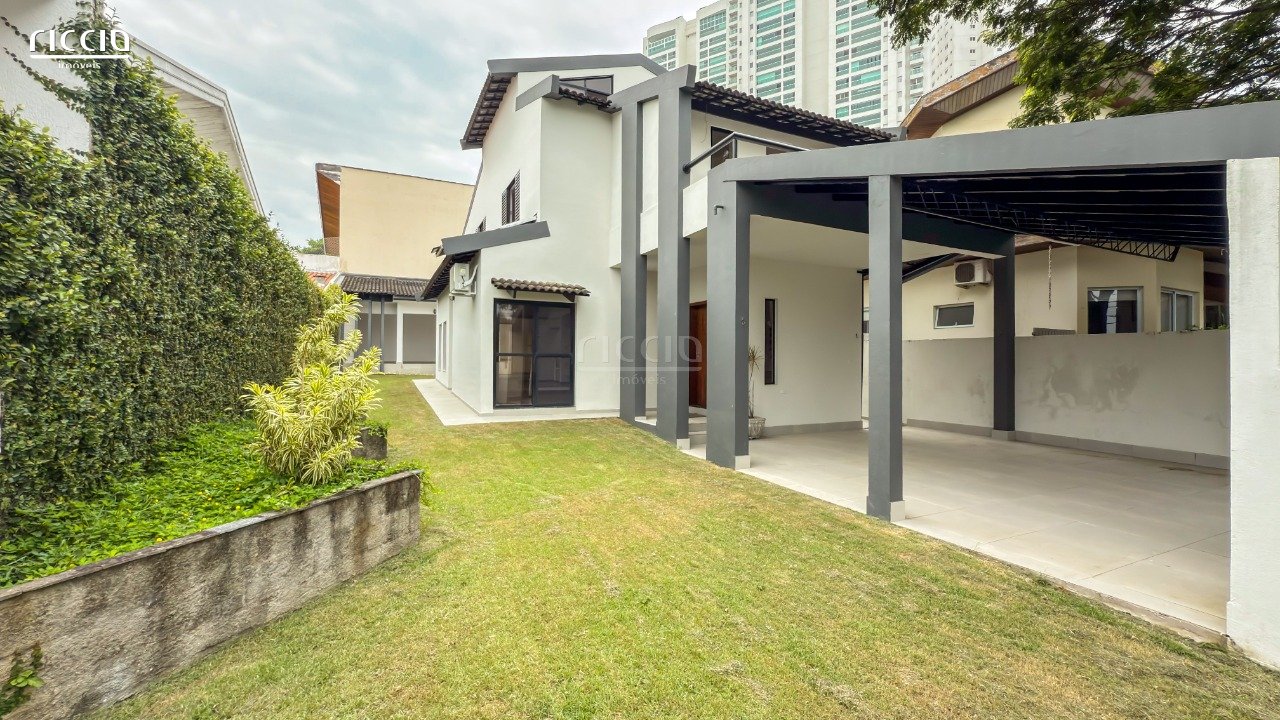 Casa em Condomínio à venda no Jardim das Colinas — imagem 23 de 55