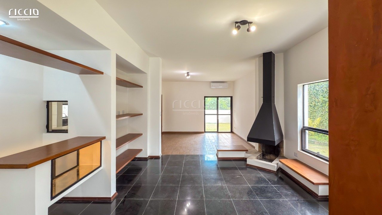 Casa em Condomínio à venda no Jardim das Colinas — imagem 12 de 55