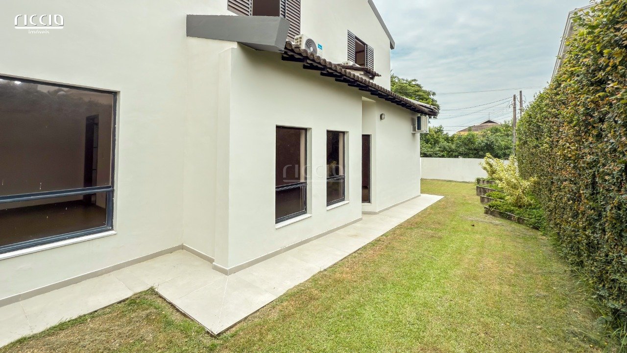 Casa em Condomínio à venda no Jardim das Colinas — imagem 26 de 55
