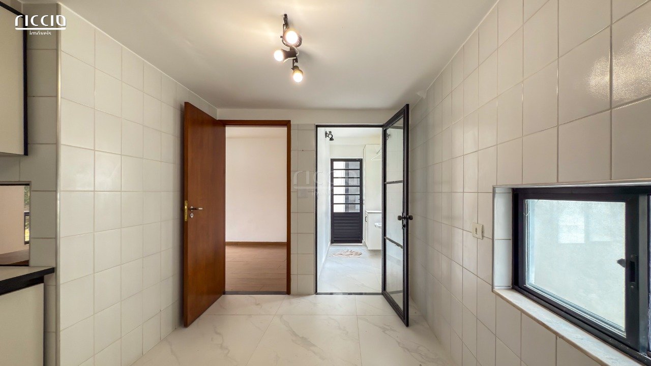 Casa em Condomínio à venda no Jardim das Colinas — imagem 17 de 55