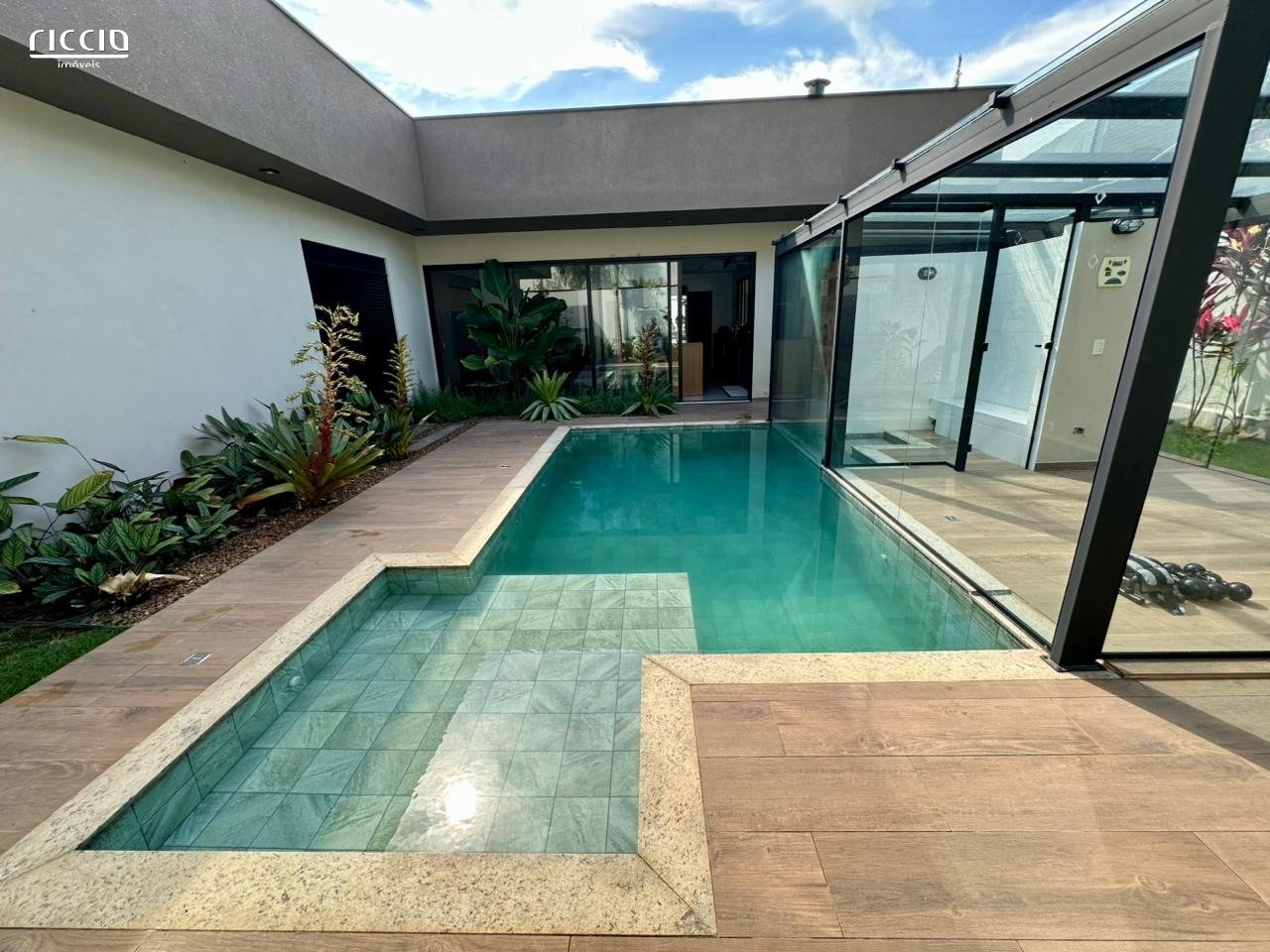 Casa em Condomínio à venda no Urbanova — imagem 4 de 28