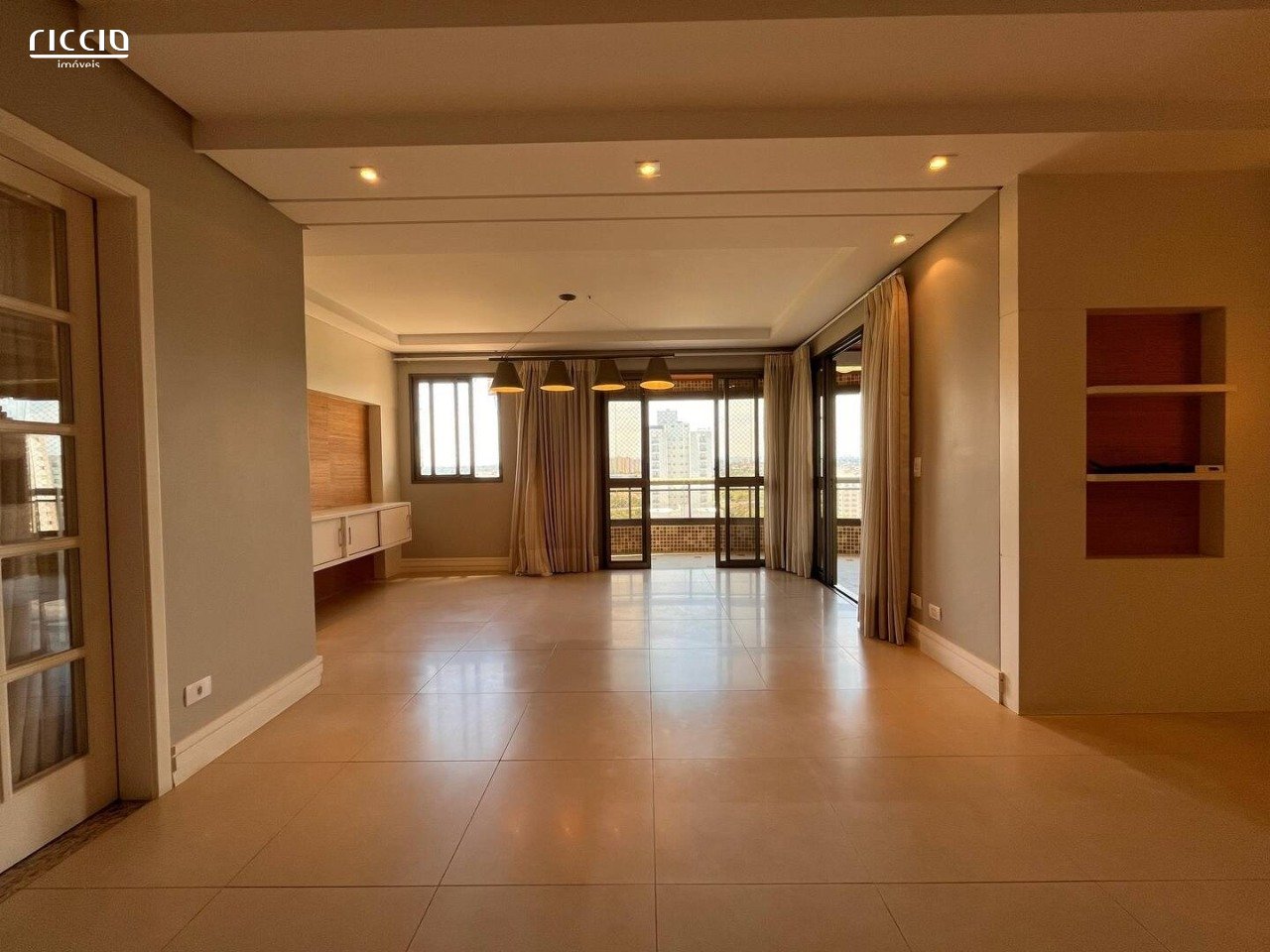 Apartamento à venda no Jardim Aquarius — ambiente interno