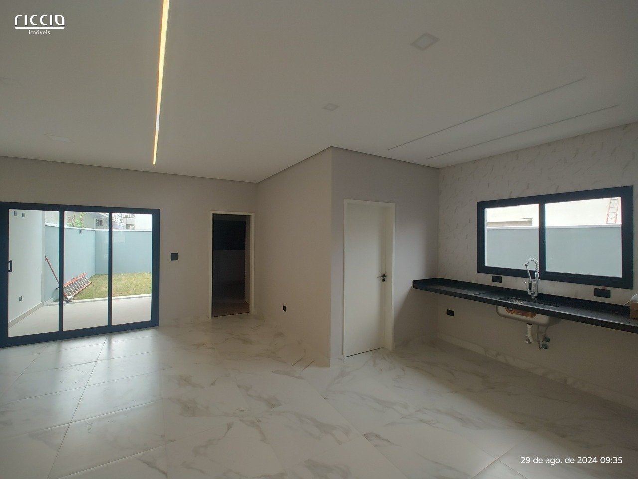 Casa em Condomínio à venda no Jardim Jacinto — imagem 4 de 28