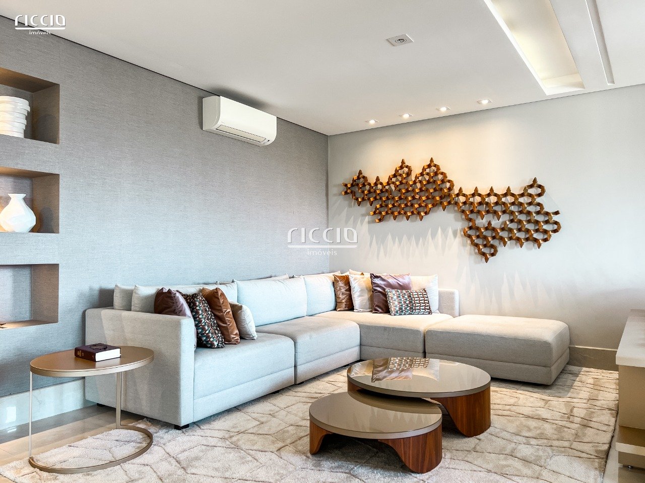 Apartamento à venda no Jardim das Colinas — imagem 8 de 46