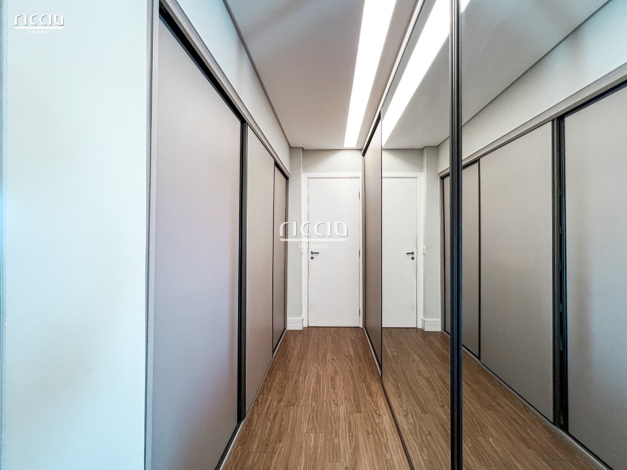 Apartamento à venda no Jardim das Colinas — imagem 25 de 46
