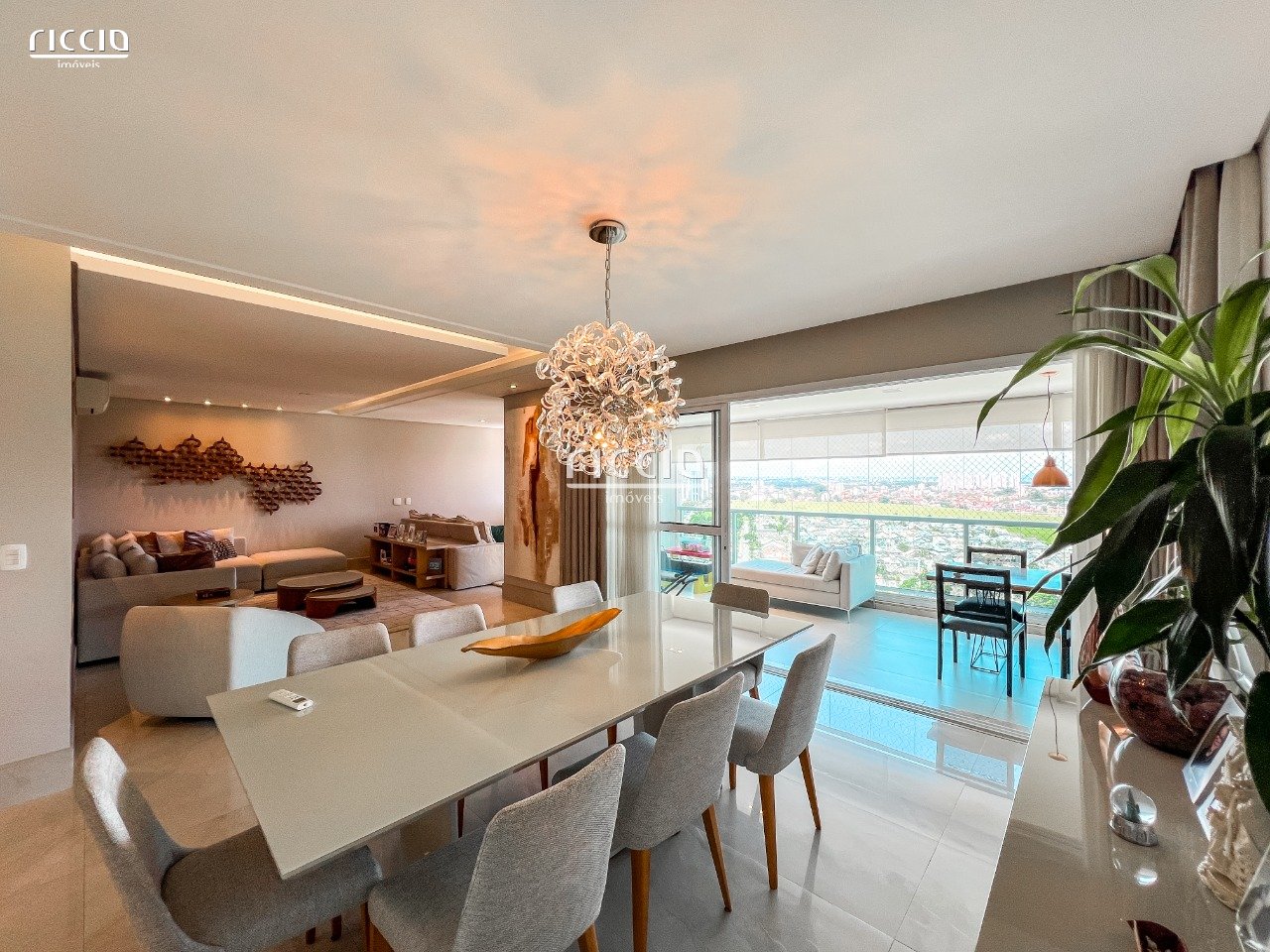 Helbor Paesaggio Jardim das Colinas com 245m², Torre 1, 3 suítes (Master ampliada) 3 vagas