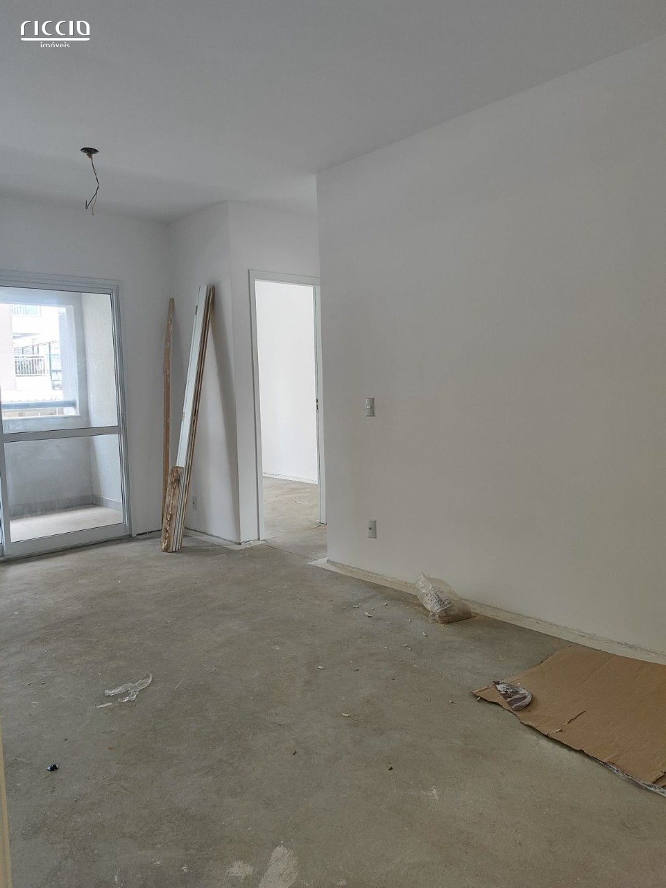 Apartamento à venda no Parque Industrial — detalhe do imóvel