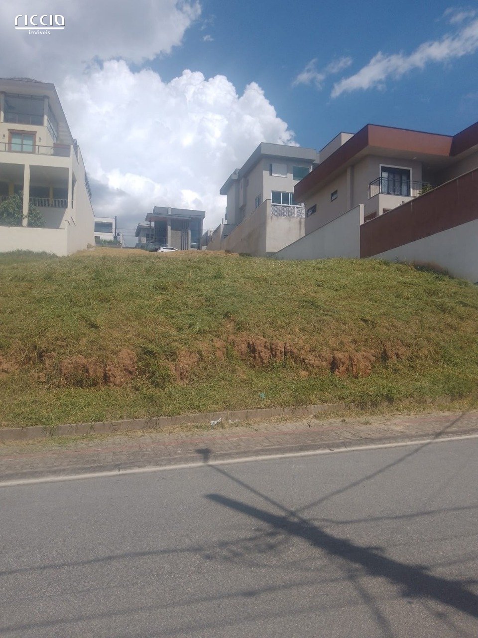 Terreno à venda no Urbanova — detalhe do imóvel