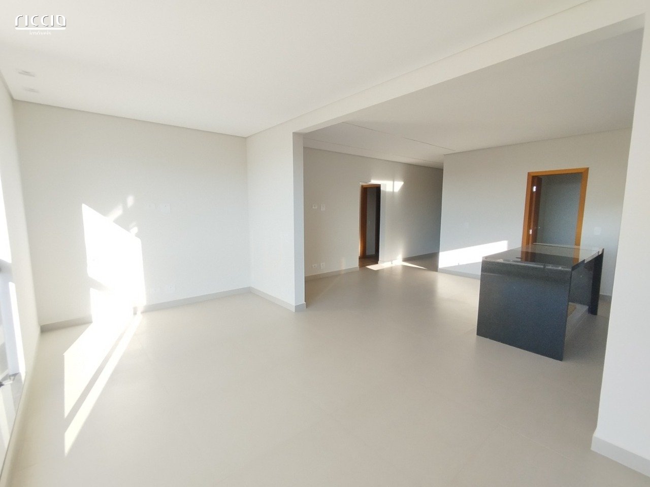 Casa em Condomínio à venda no Recanto dos Eucaliptos — imagem 4 de 25
