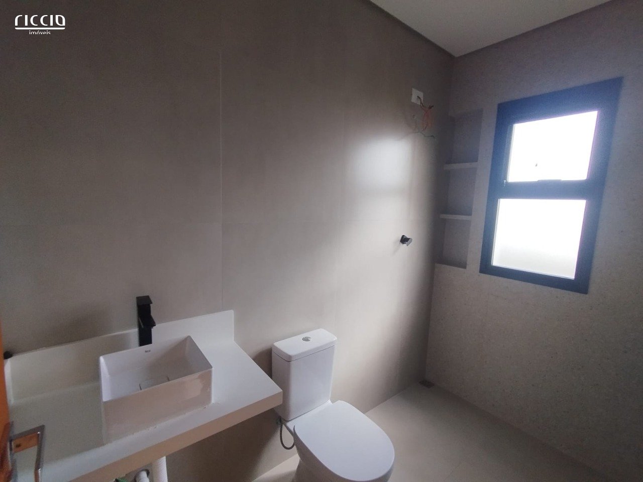 Casa em Condomínio à venda no Recanto dos Eucaliptos — imagem 10 de 25