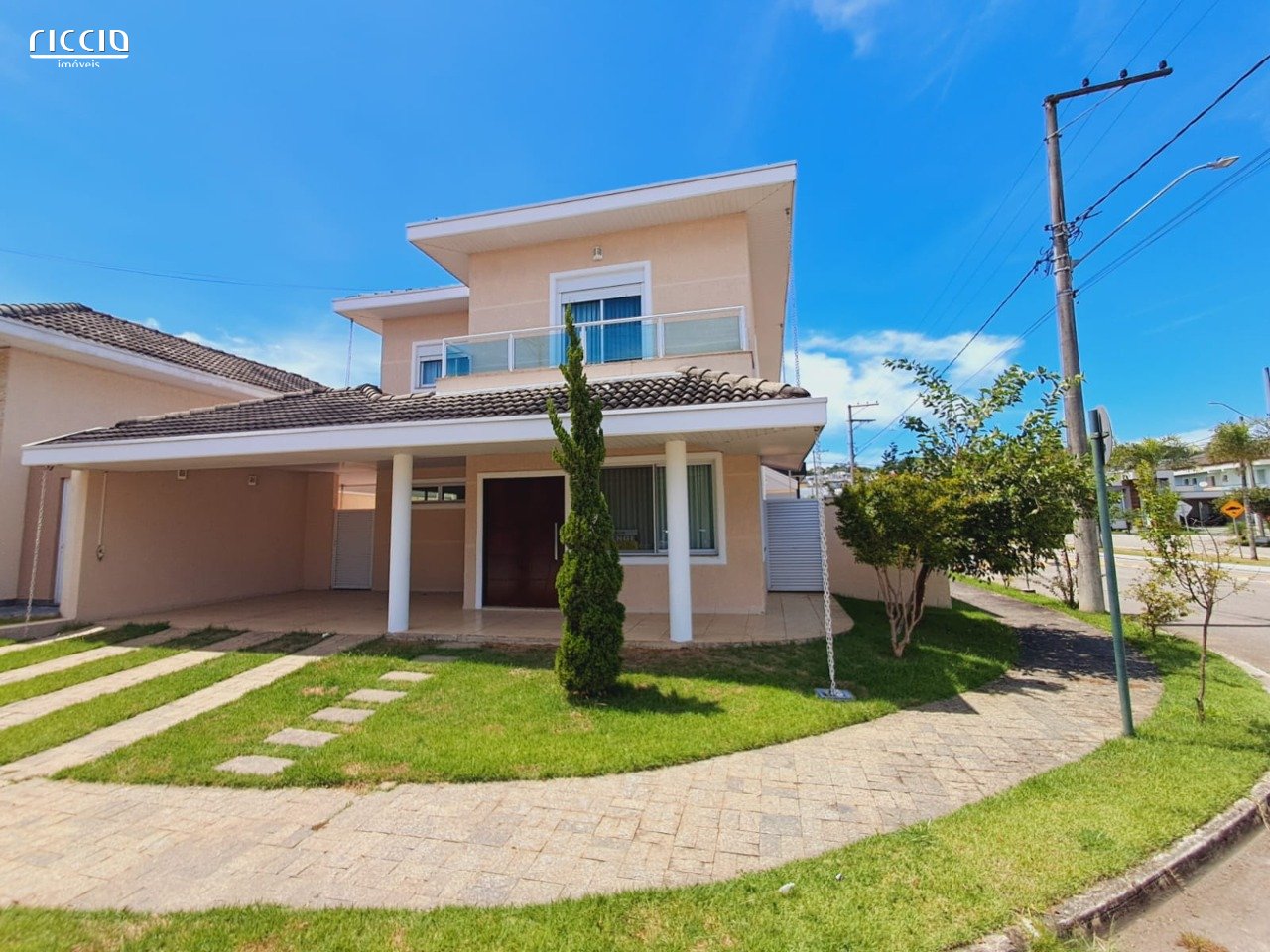 Casa em Condomínio à venda no Residencial Terras do Vale — ambiente interno