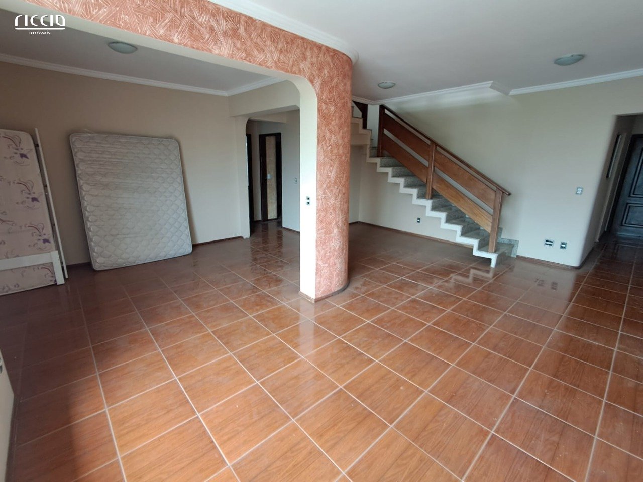 Cobertura à venda no Jardim Augusta — ambiente interno