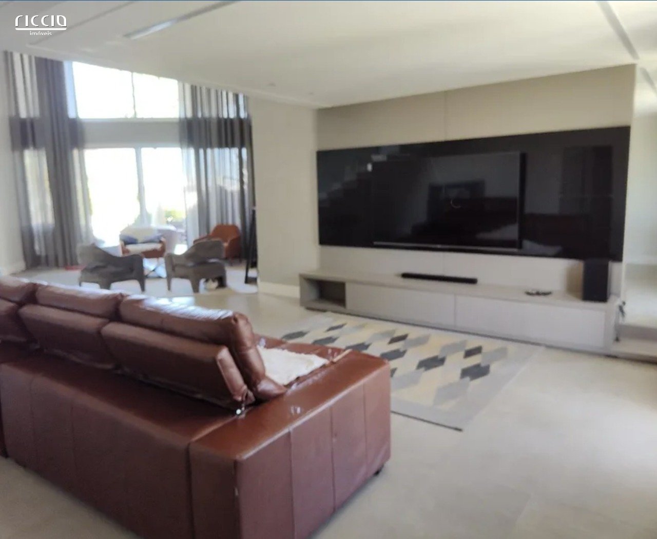 Casa em Condomínio à venda no Urbanova — ambiente interno