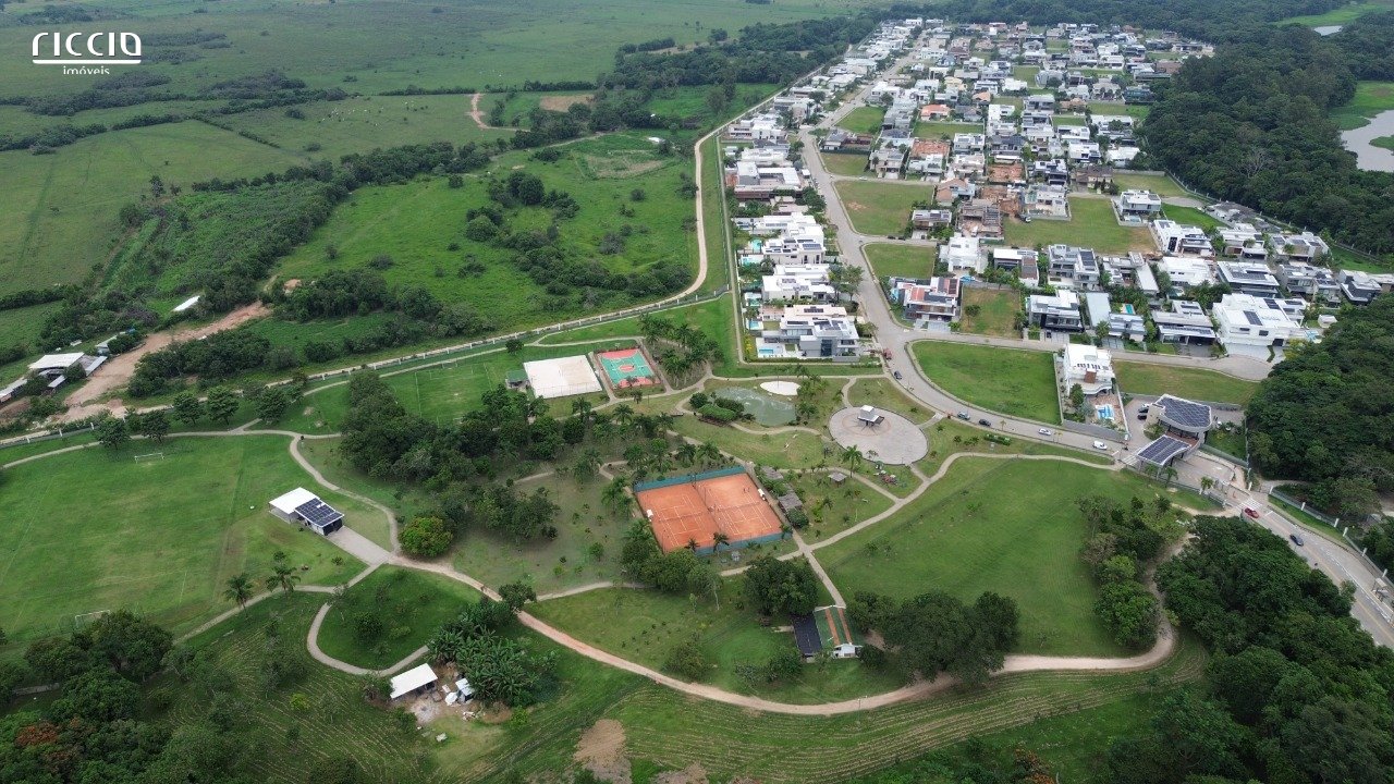 Terreno à venda com mais de 1.650 m² no Cond. Chácaras Serimbura no Urbanova - SJC/SP