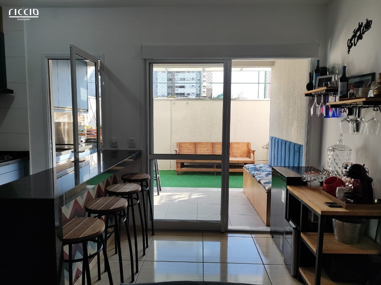 Apartamento à venda no Parque Industrial — ambiente interno