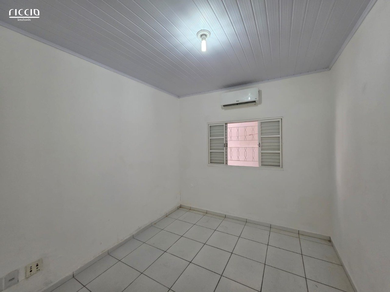 Casa Comercial à venda no Jardim São Dimas — imagem 25 de 45