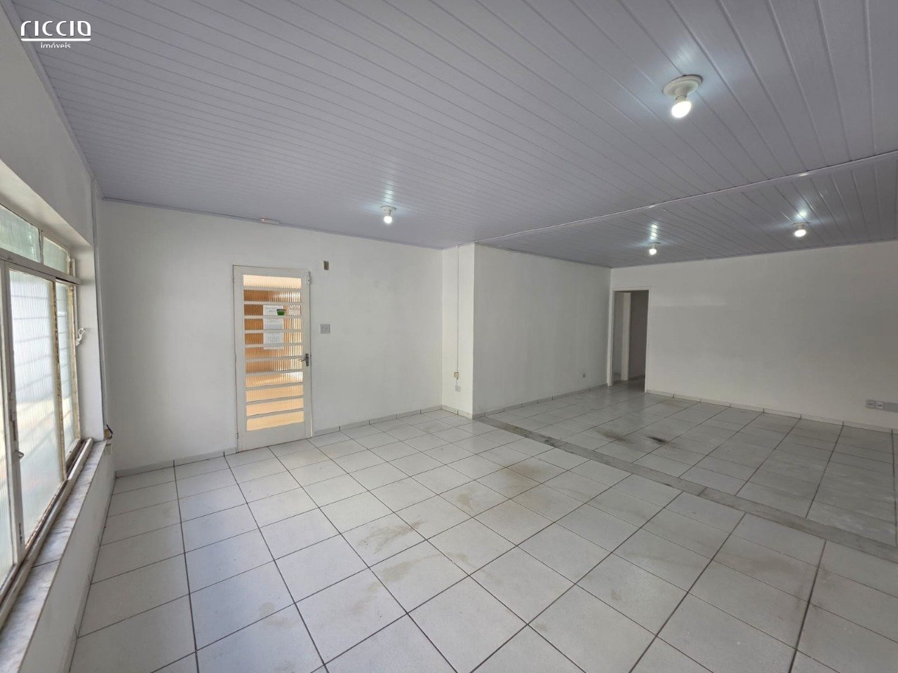 Casa Comercial à venda no Jardim São Dimas — imagem 9 de 45