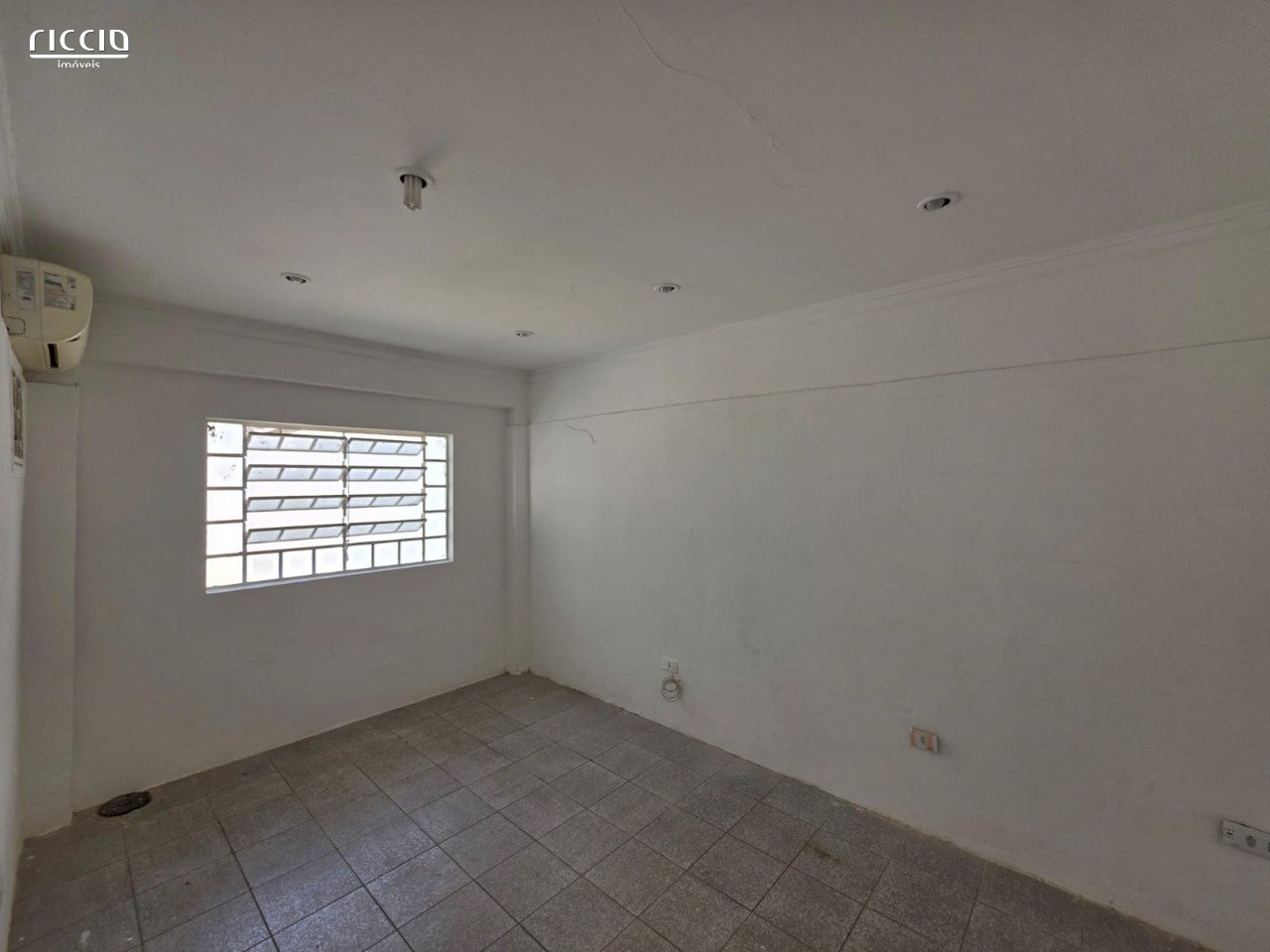 Casa Comercial à venda no Jardim São Dimas — imagem 34 de 45