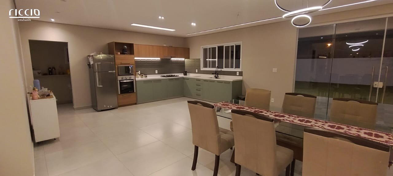 Casa em Condomínio à venda no Ecopark — detalhe do imóvel