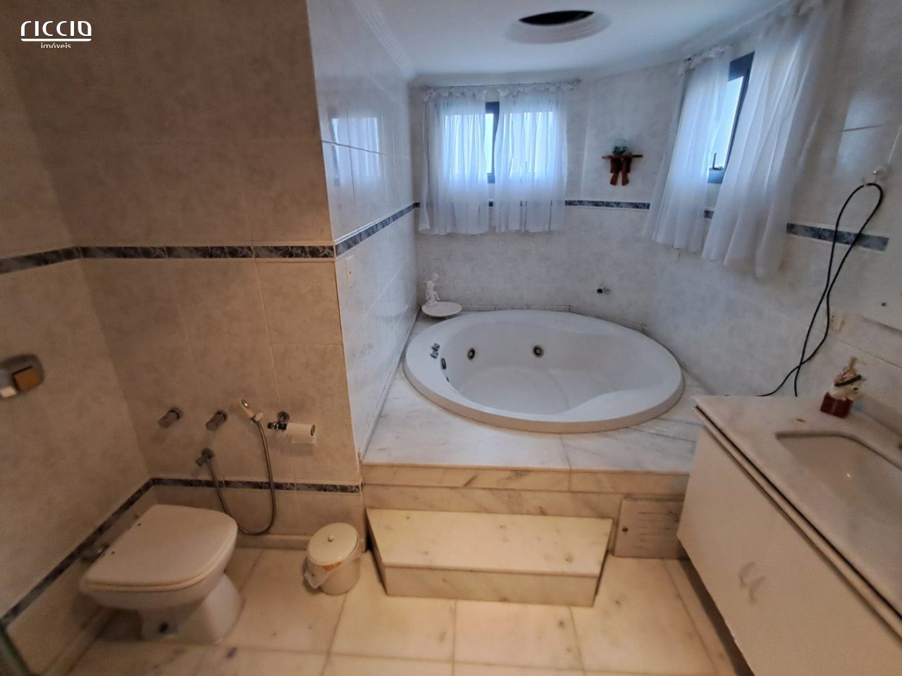 Apartamento à venda no Vila Adyana — imagem 13 de 14