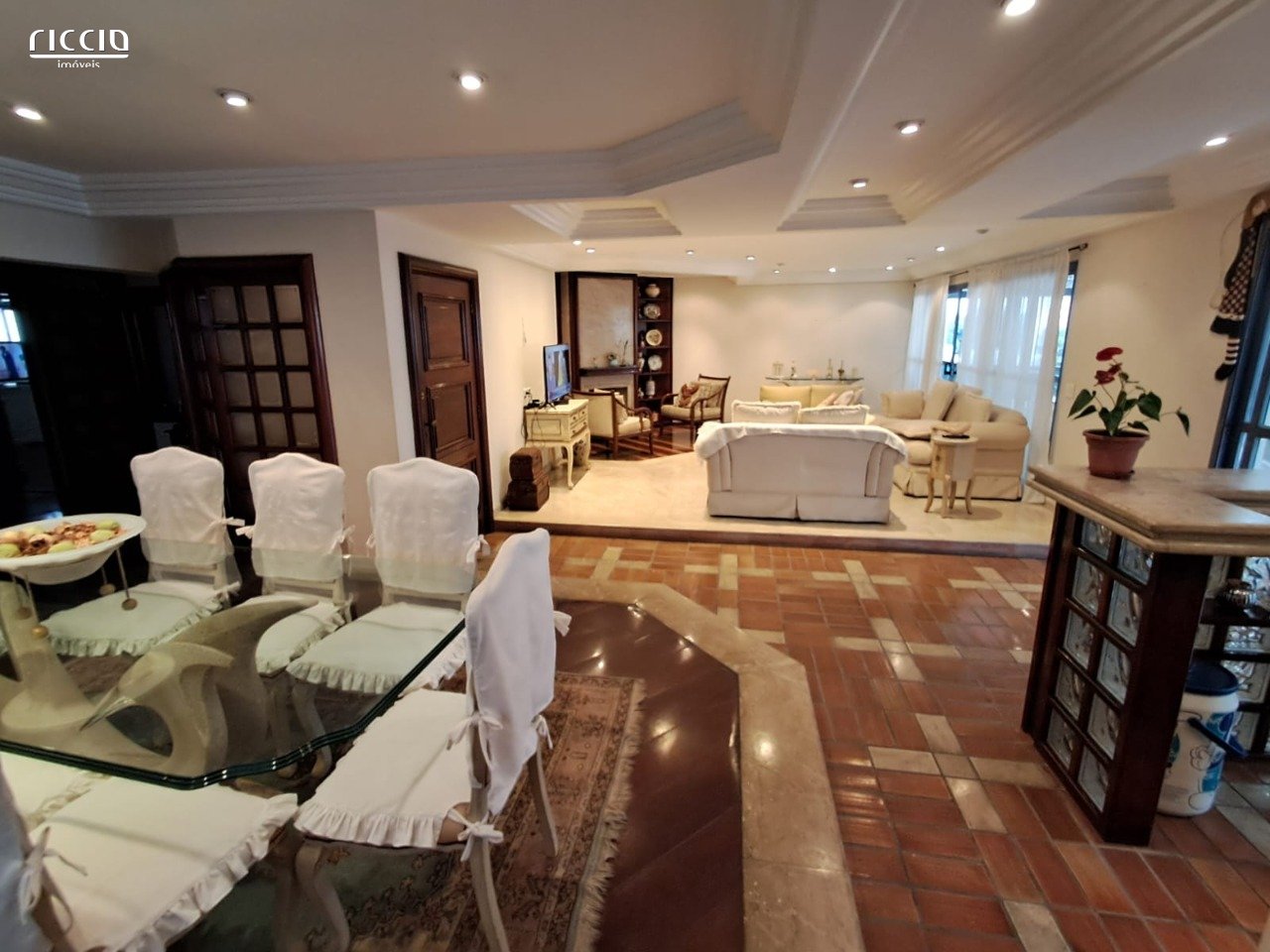 Apartamento à venda no Vila Adyana — ambiente interno