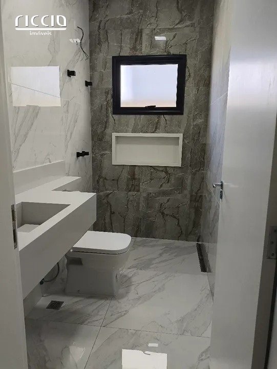 Casa em Condomínio à venda no Bairro da Floresta — imagem 9 de 18