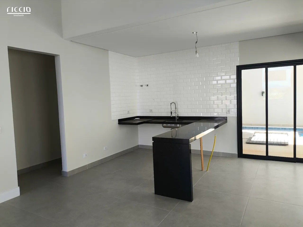 Casa em Condomínio à venda no Bairro da Floresta — detalhe do imóvel