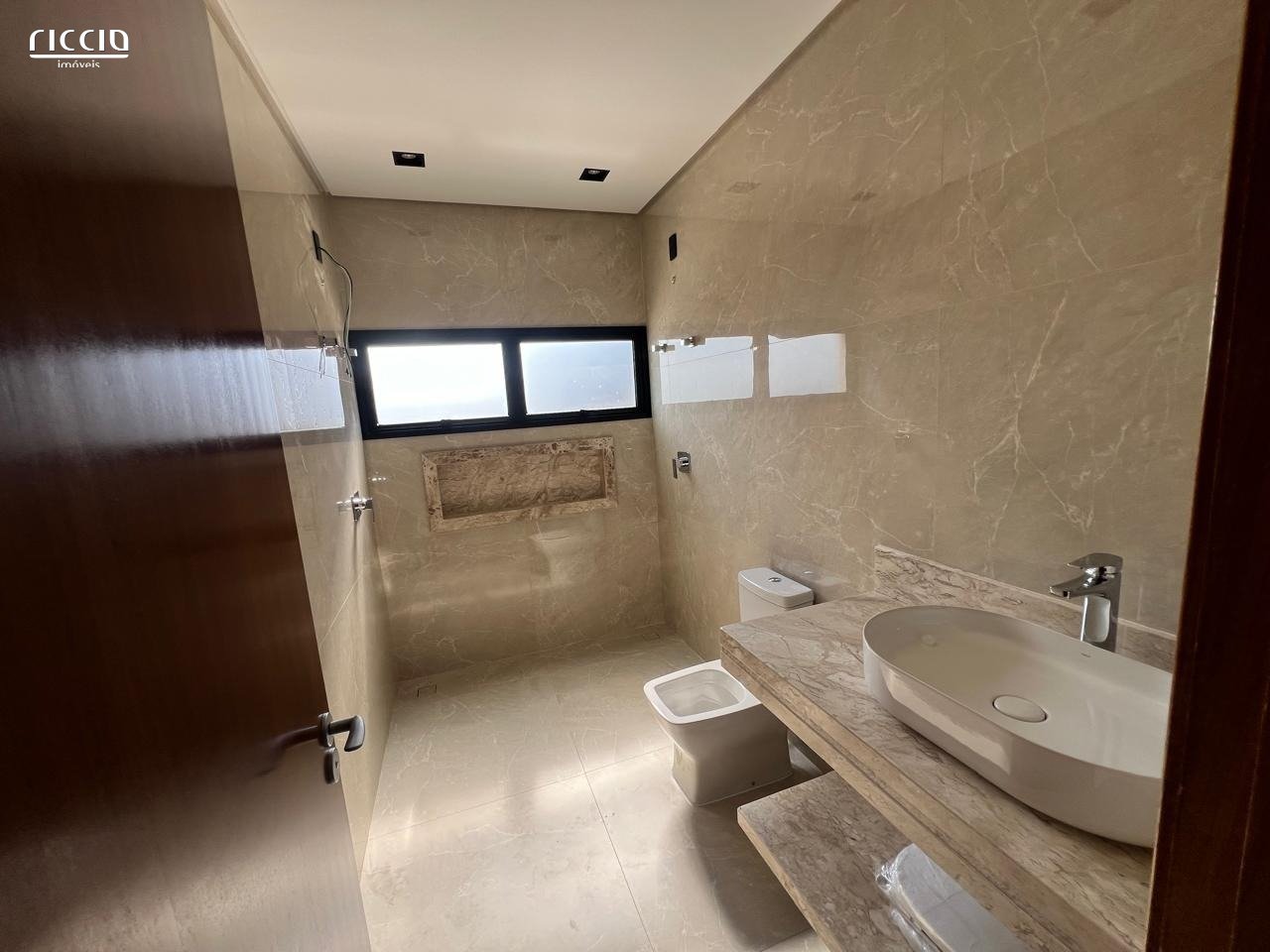 Casa em Condomínio à venda no Parque Residencial Maria Elmira — imagem 13 de 14