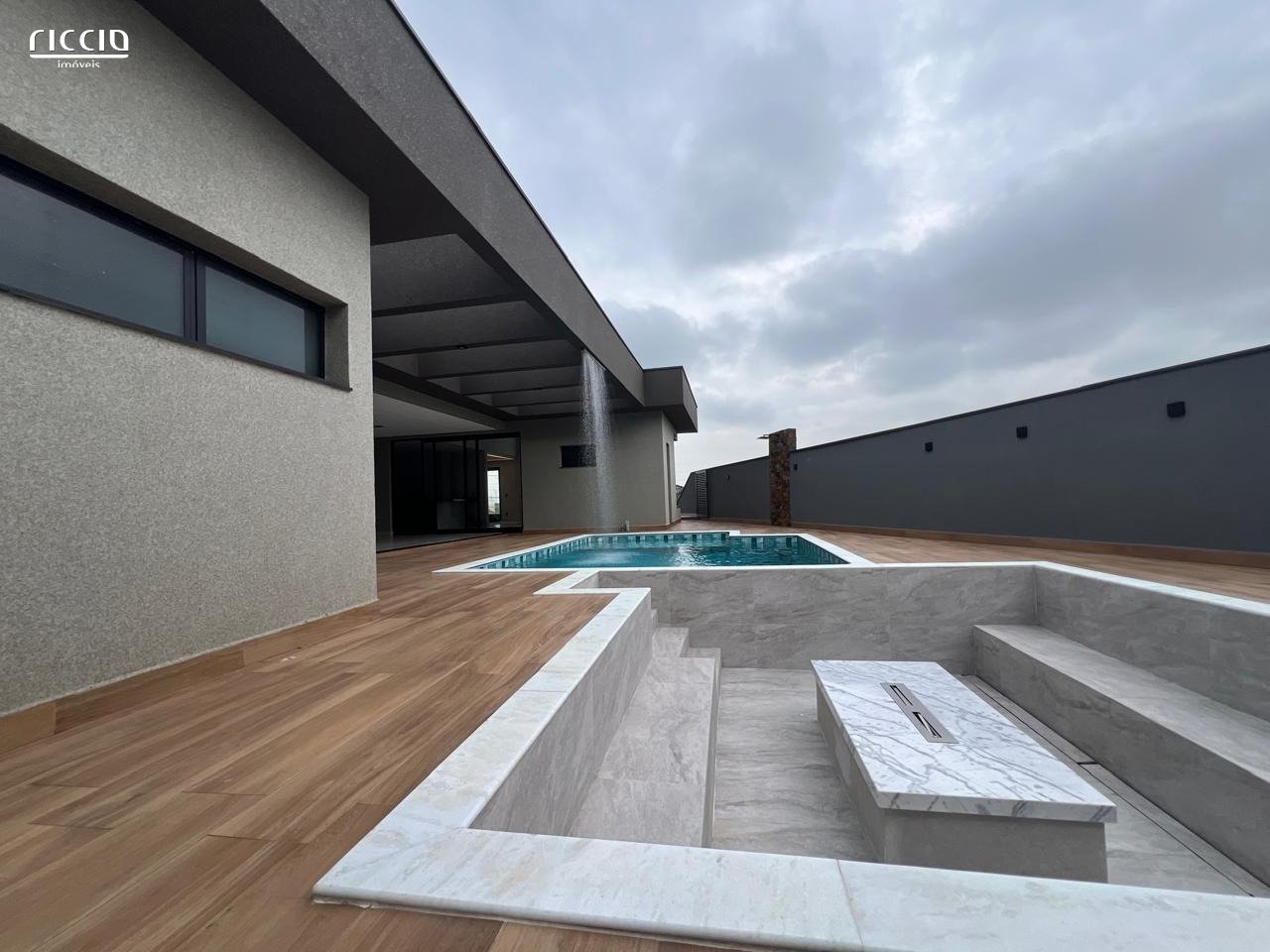 Casa em Condomínio à venda no Parque Residencial Maria Elmira — imagem 7 de 14