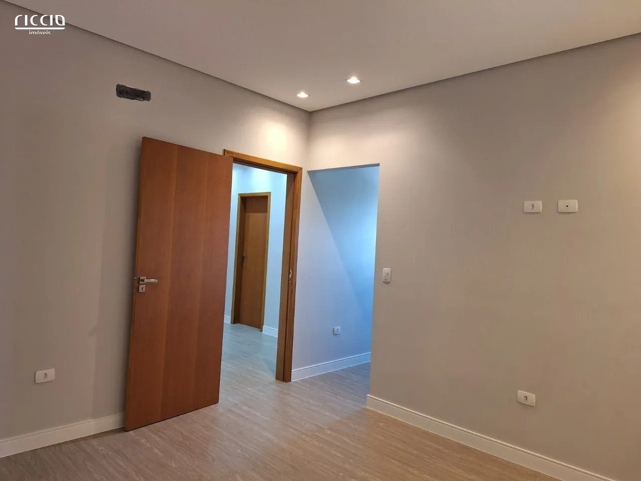 Casa à venda no Villa Branca — imagem 6 de 32