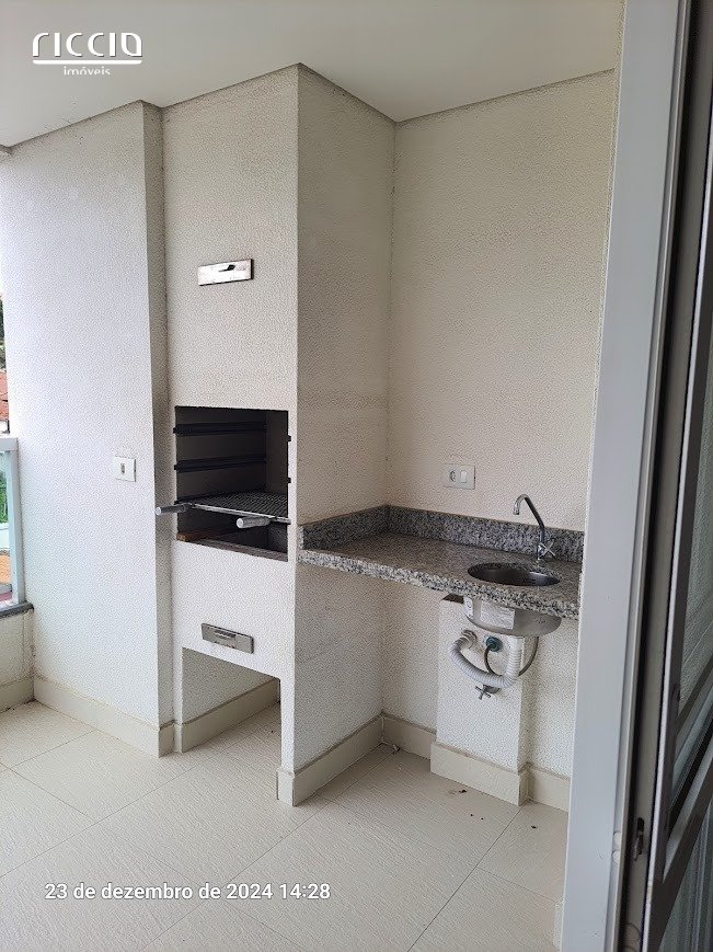 Apartamento a venda no condomínio Diamond com 3 dormitorios sendo 01 suíte 96m²