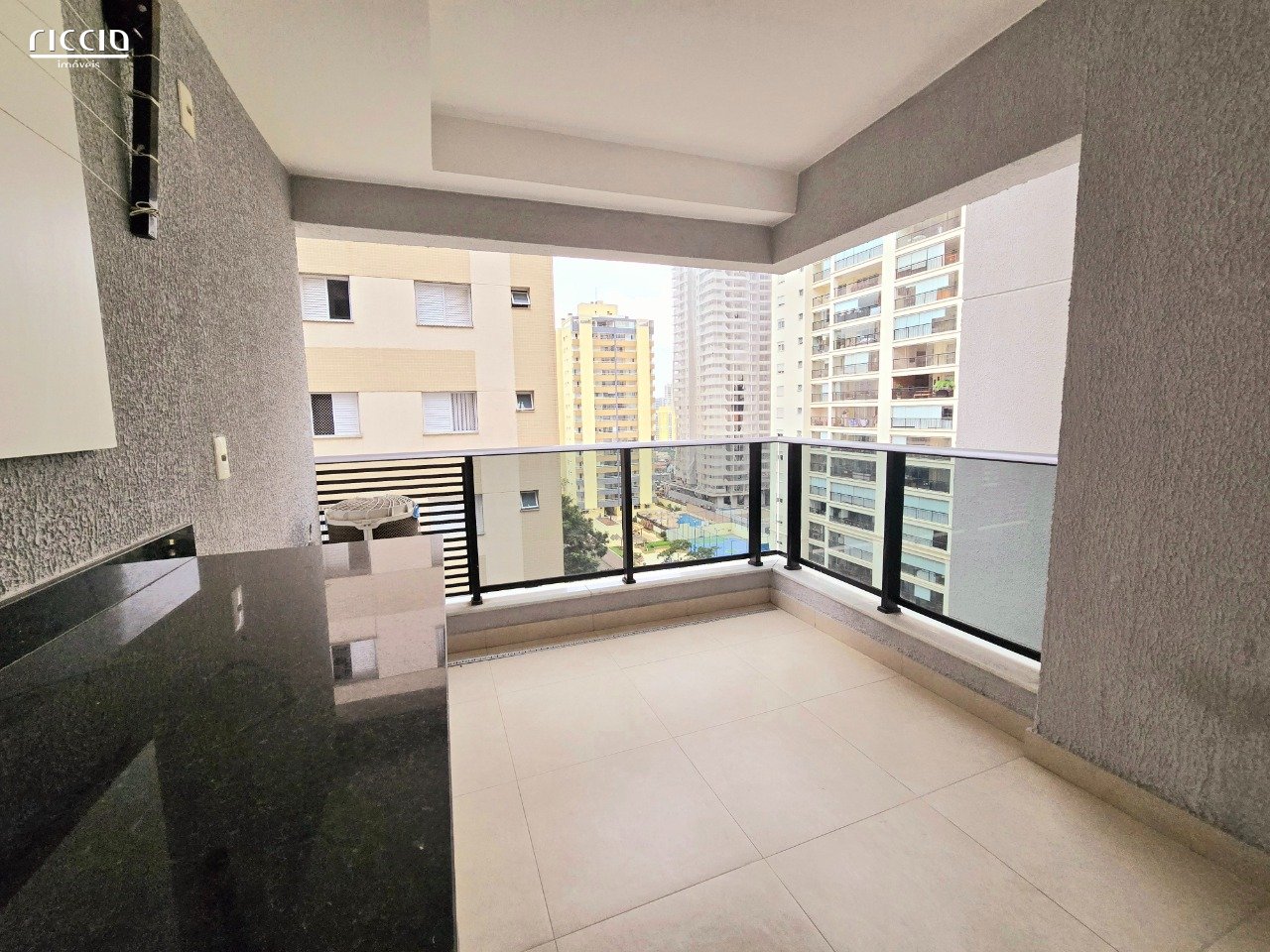 Apartamento à venda no Jardim Aquarius — ambiente interno
