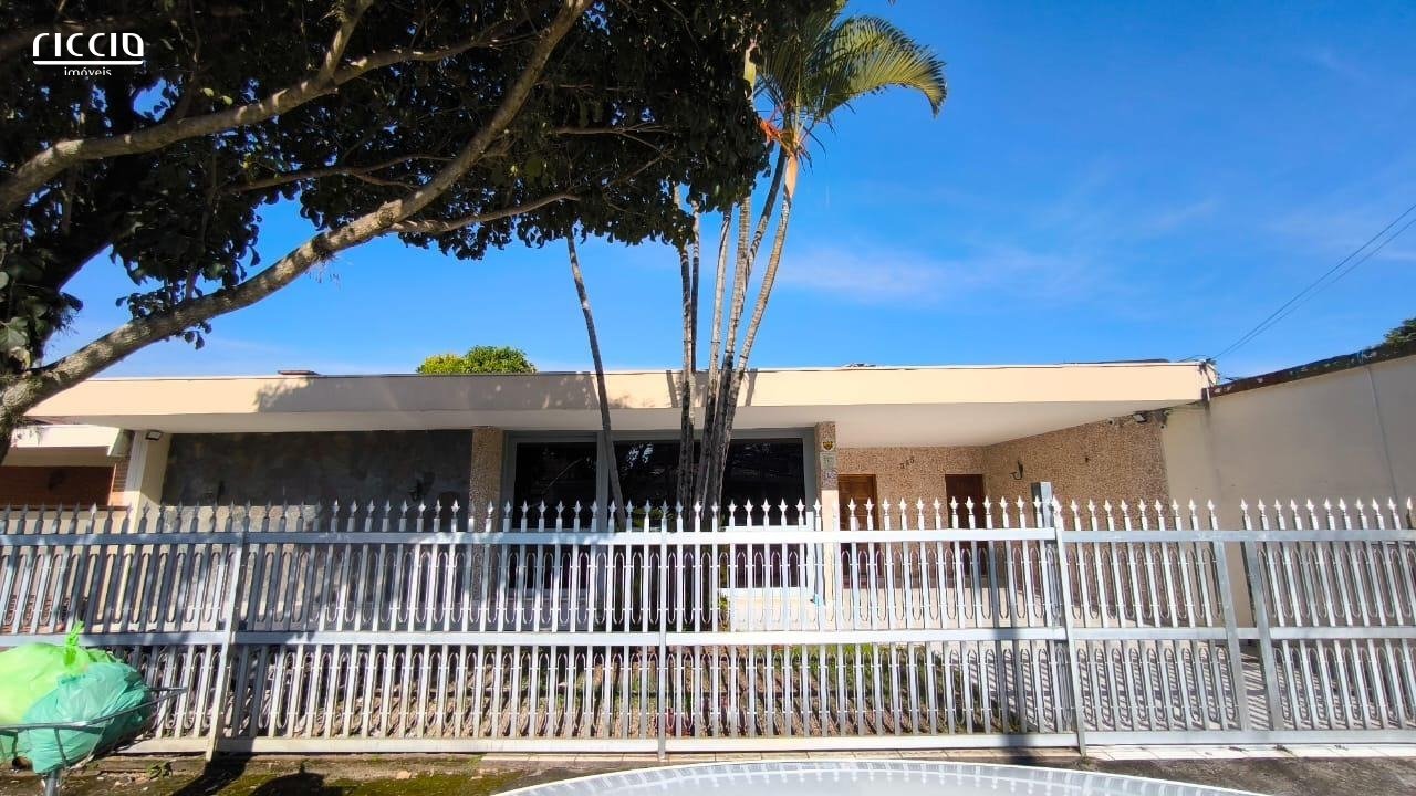 Casa Comercial à venda no Jardim Esplanada — ambiente interno
