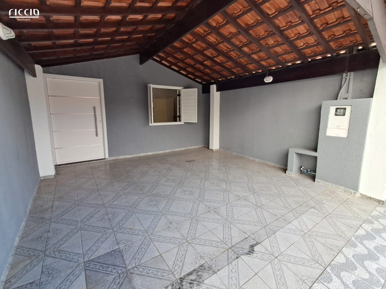 Casa à venda no Jardim California — ambiente interno