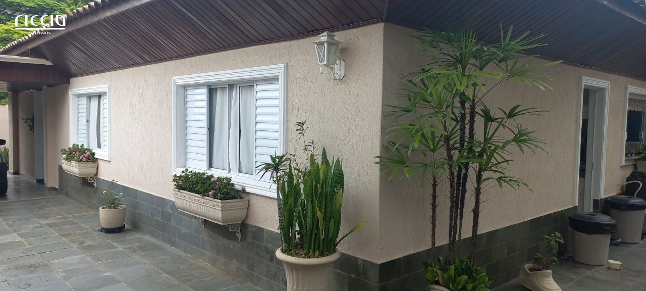 Casa à venda no Palmeiras de São José — detalhe do imóvel