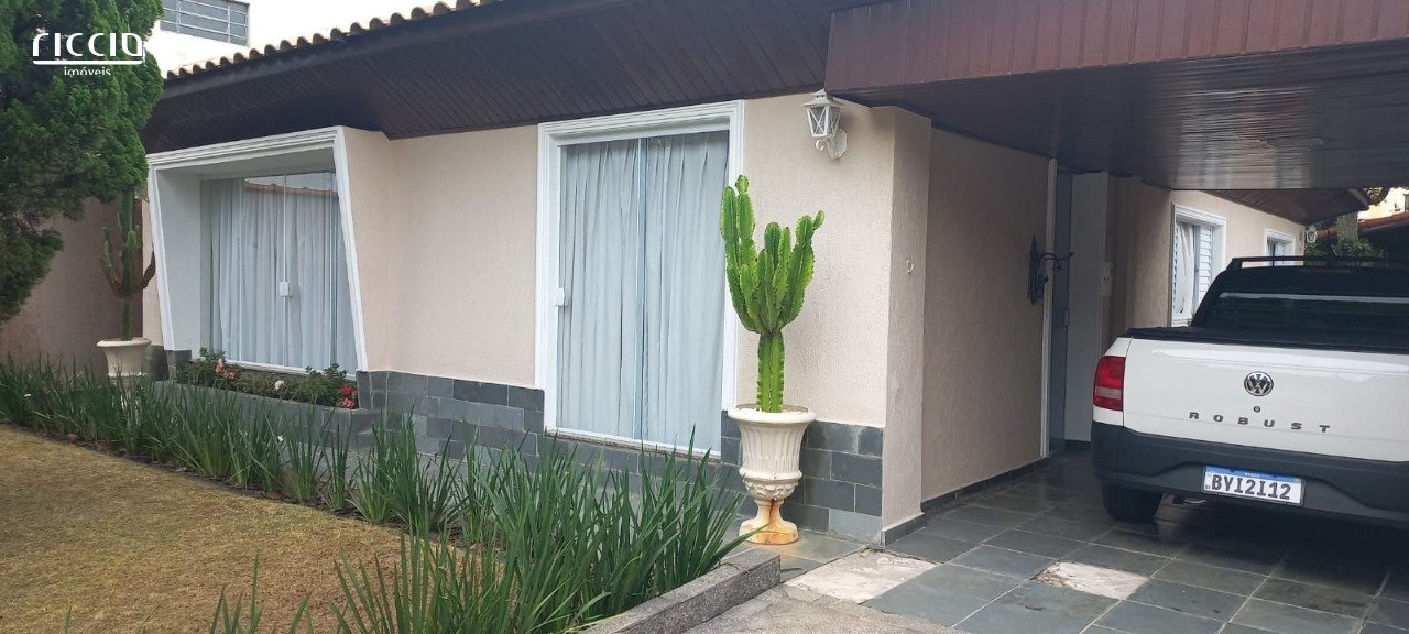 Casa à venda no Palmeiras de São José — ambiente interno