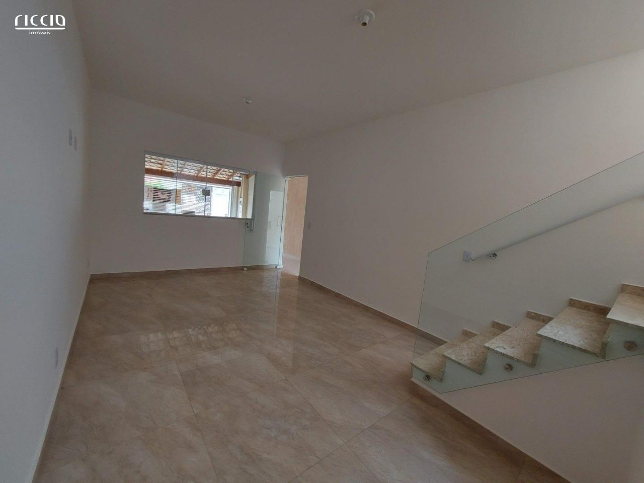 Casa à venda no Jardim das Indústrias — ambiente interno