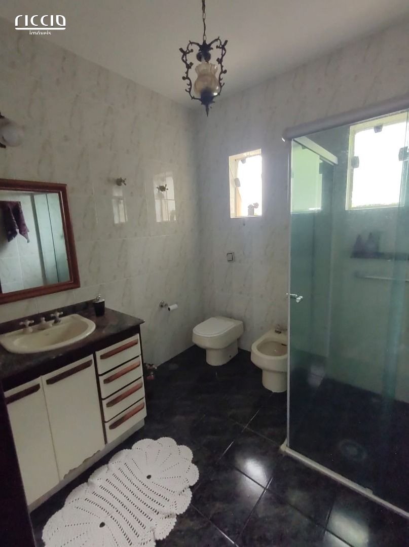 Casa em Condomínio à venda no Bosque dos Eucaliptos — imagem 20 de 32