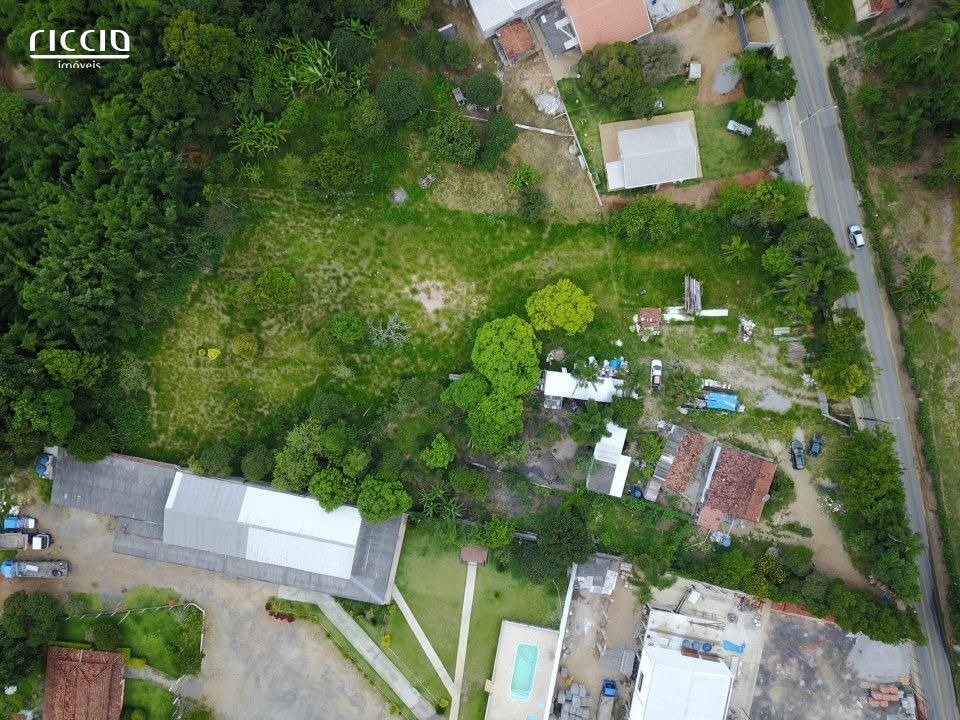 Terreno de 7500m² à venda no Putim em São José dos Campos