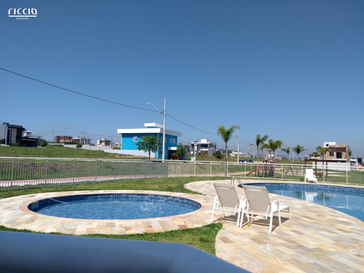 Casa em Condomínio à venda no Bairro da Floresta — imagem 45 de 51