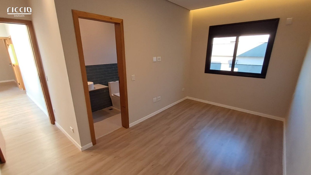 Casa em Condomínio à venda no Bairro da Floresta — imagem 18 de 32