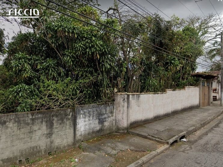 Terreno à venda com 1809m2 no Jardim Uirá em São José dos Campos