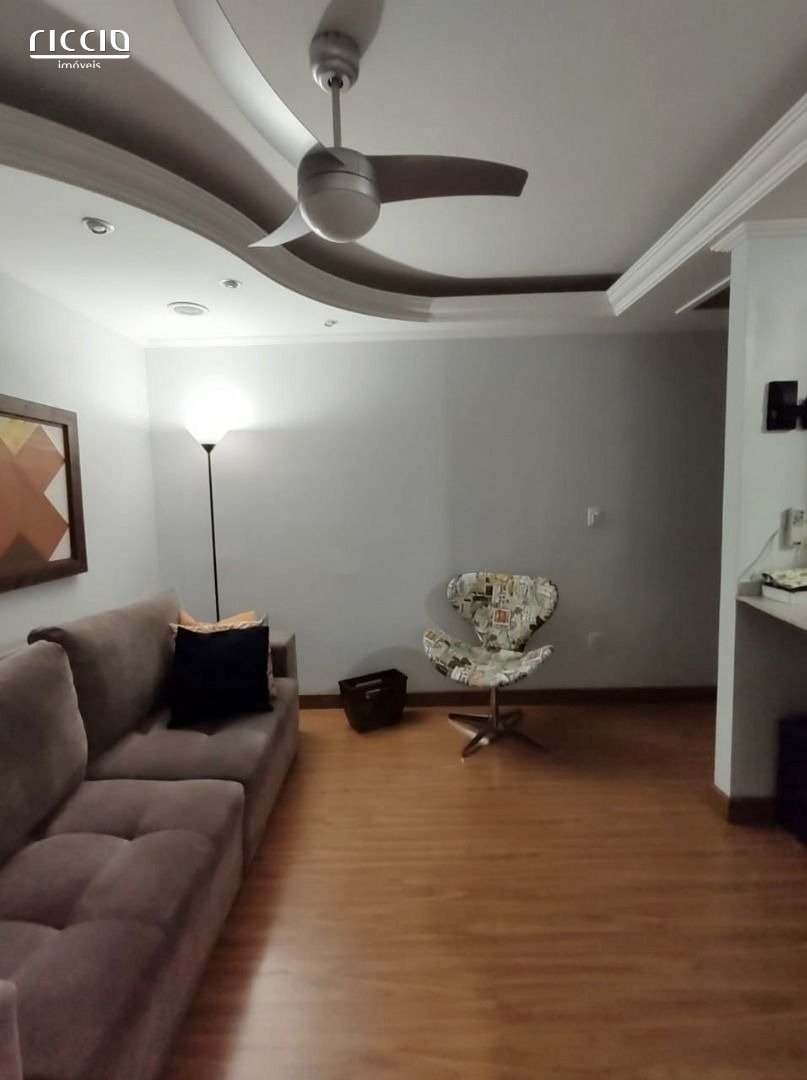 Apartamento à venda no Monte Castelo — ambiente interno