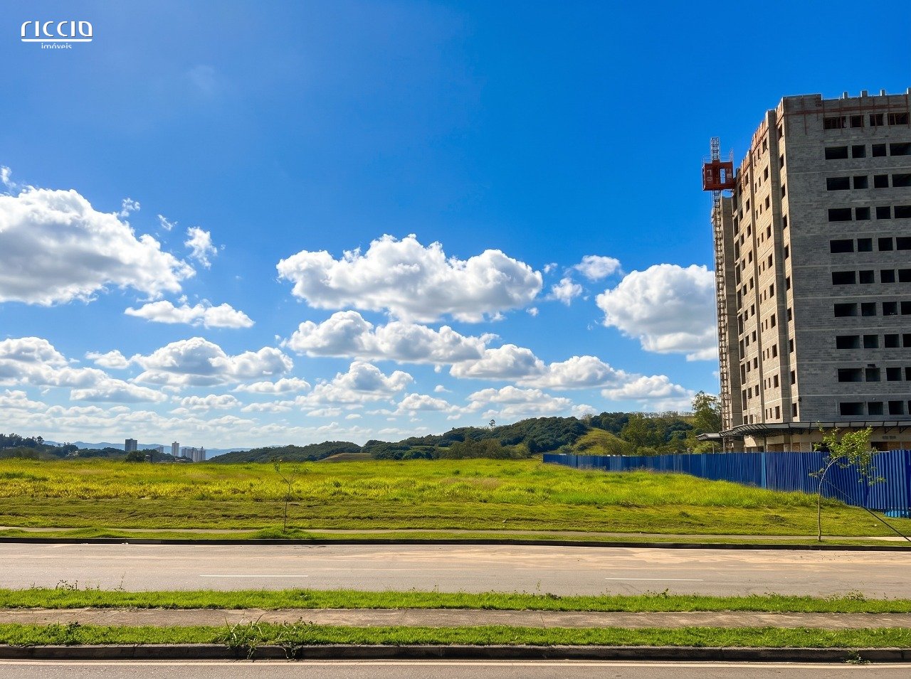 Terreno comercial para prédio residencial à venda no Recanto da BaronesaJardim Portugal, SJCampos